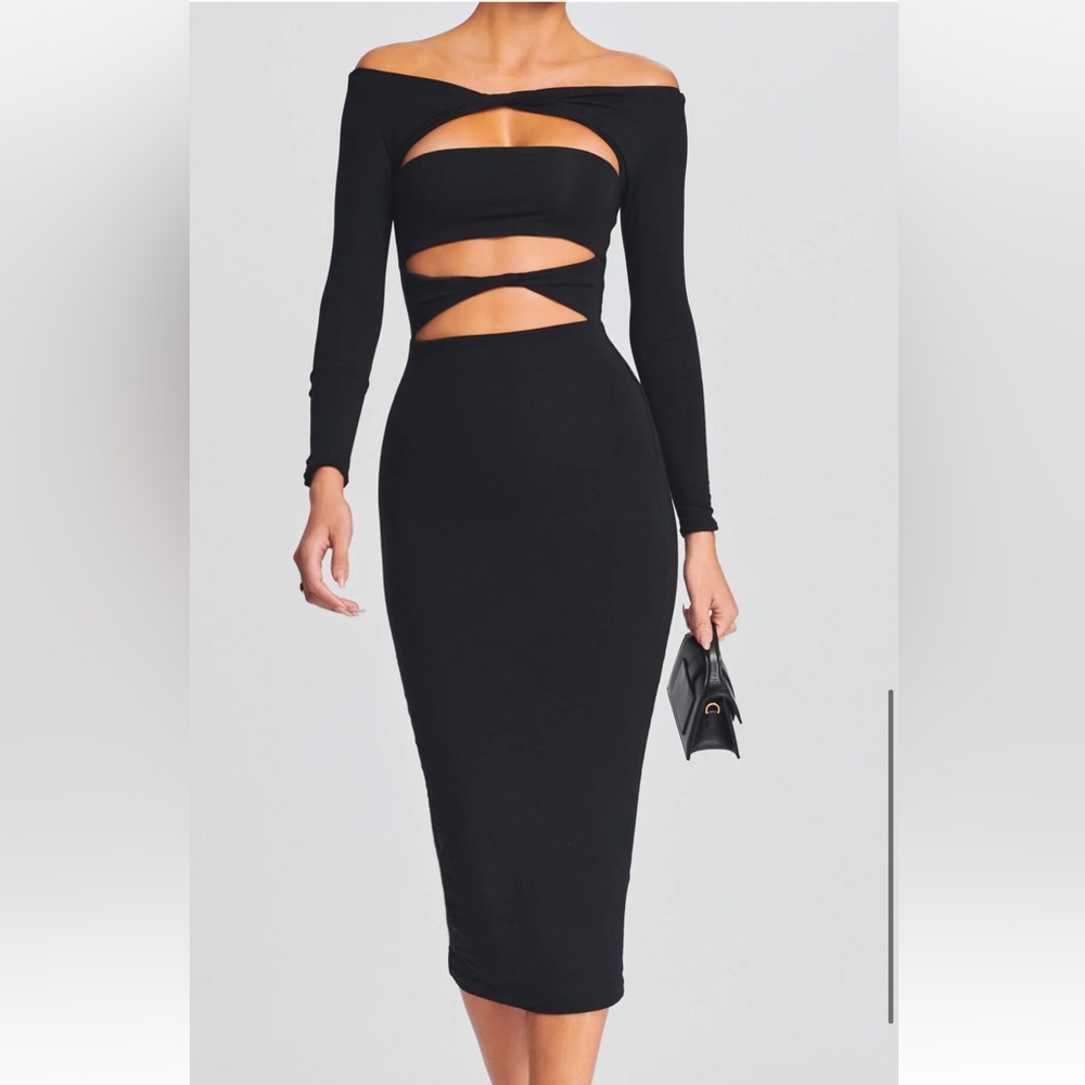 Retrofete Black Off-the-Shoulder Bodycon Dress